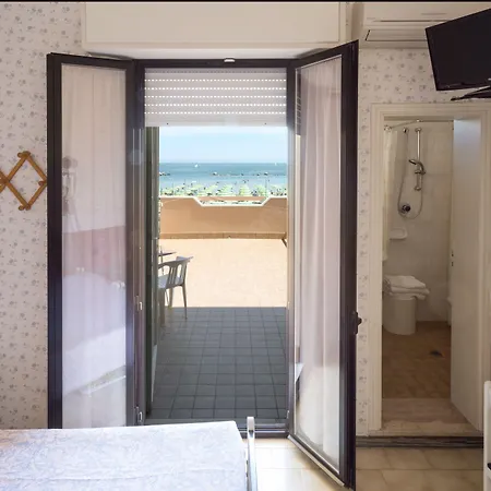 فندق Eden Viserbella di Rimini