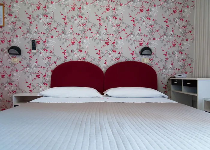 Eden Hotel