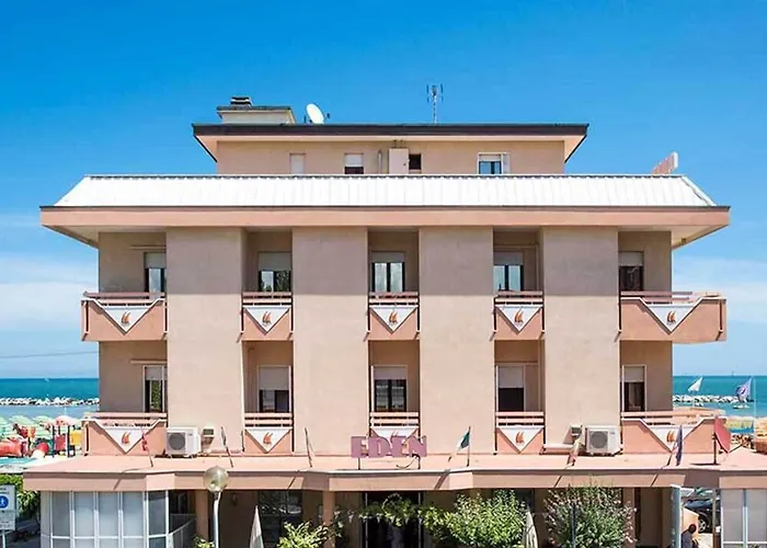 Eden Hotel