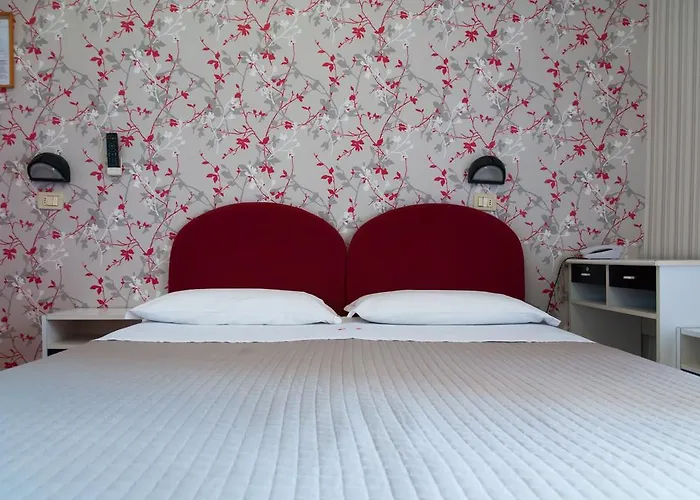 Hotel Eden 3*