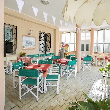 Hotel Eden