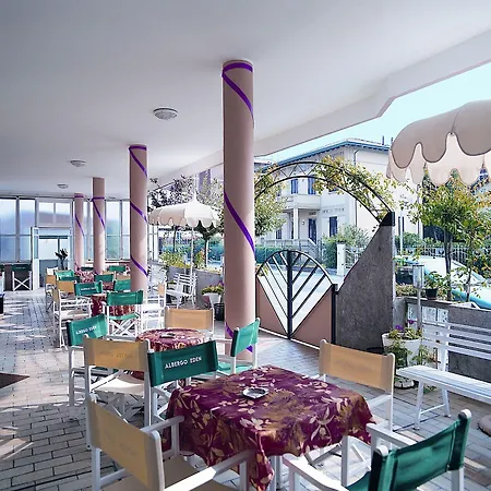 Eden 3* Viserbella di Rimini
