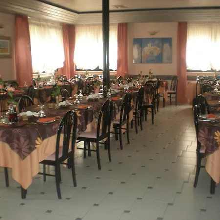 Hotel Eden