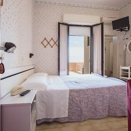 Hotel Eden
