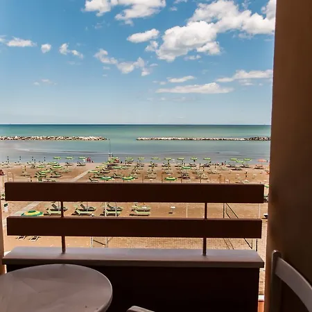 Hotel Eden 3*
